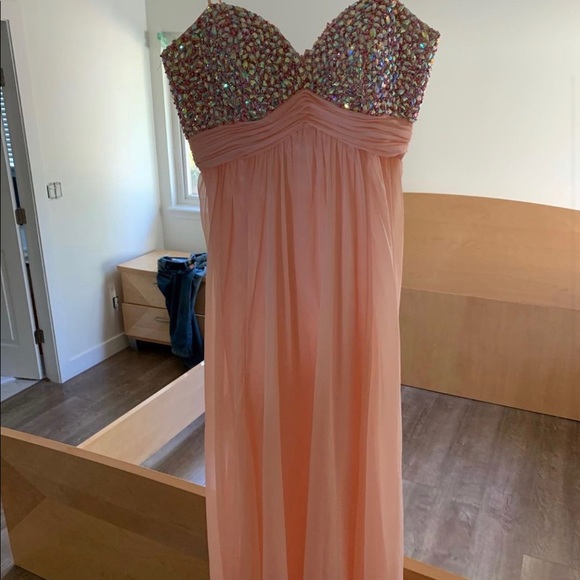 Prom dress - Picture 3 of 3